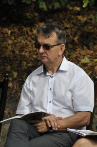 Powiększ