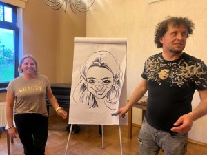 Powiększ